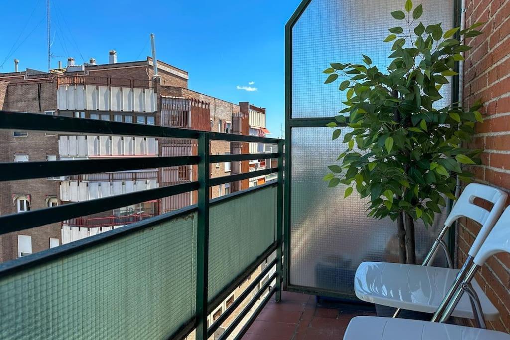 Luminoso Apartamento Turistico En Chamartin Madrid Exterior foto